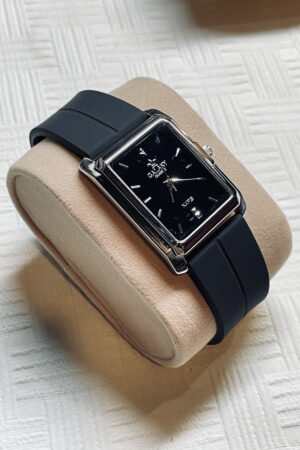 Vantage Classic Rectangular Watch For Men – Black Silicon Belt Edition