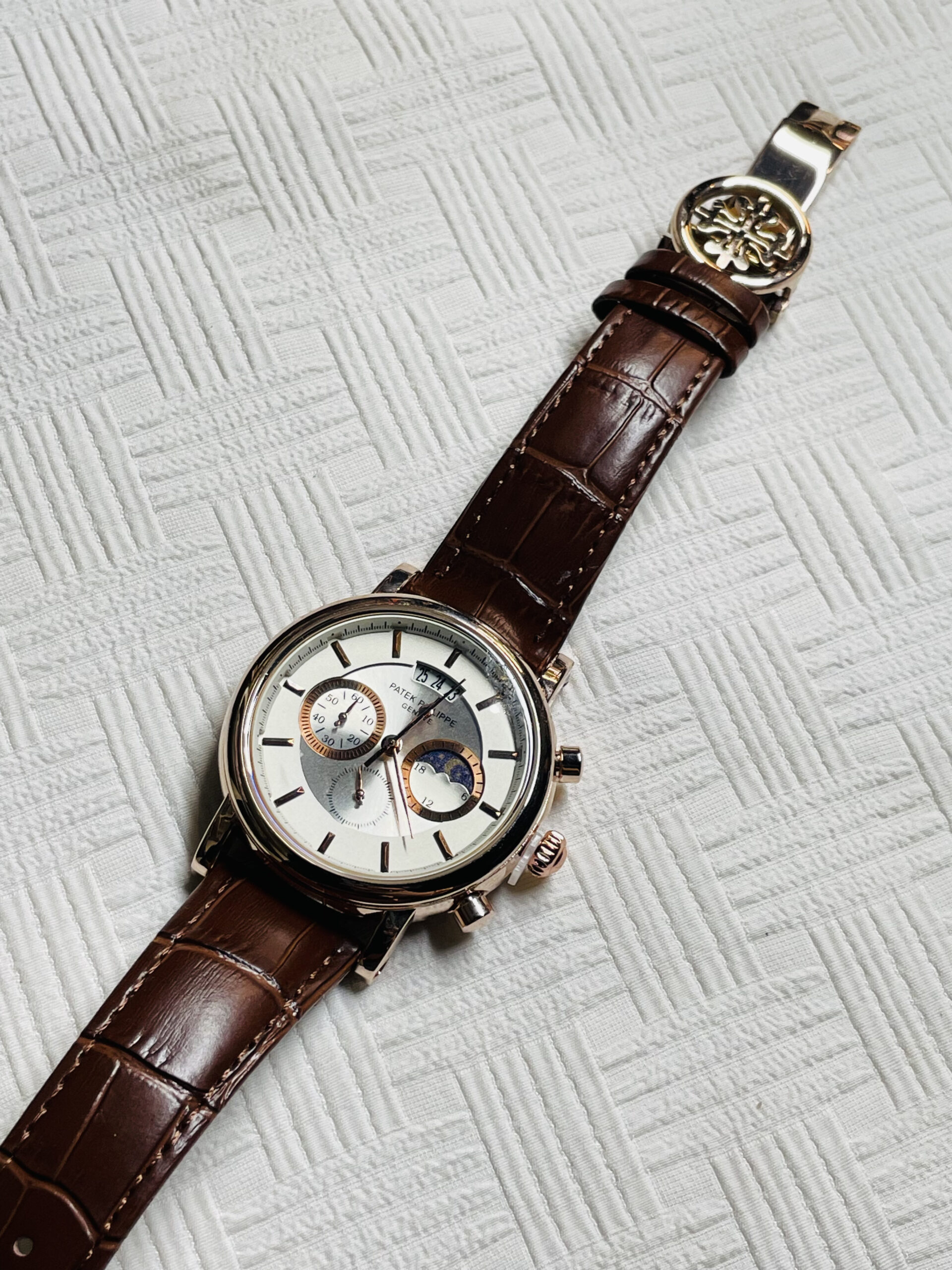 Elegant White Dial Rose Gold Watch with Moonphase – Classic Gentleman Series - Image 2